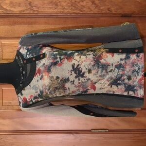 ANAC designs by Kimi recycled clothing co. Graphic Shirt!